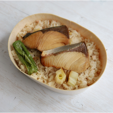 ブリワッパ 鰤の⻄京焼と幽庵焼×梅のさっぱり出汁ご飯 ¥1,404(税込)